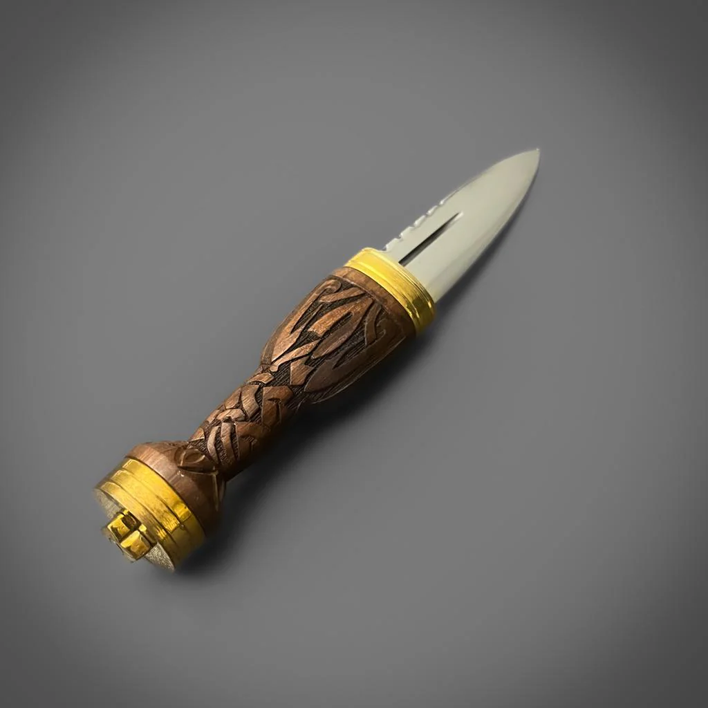 Carved Sgian Dubh - Image 3