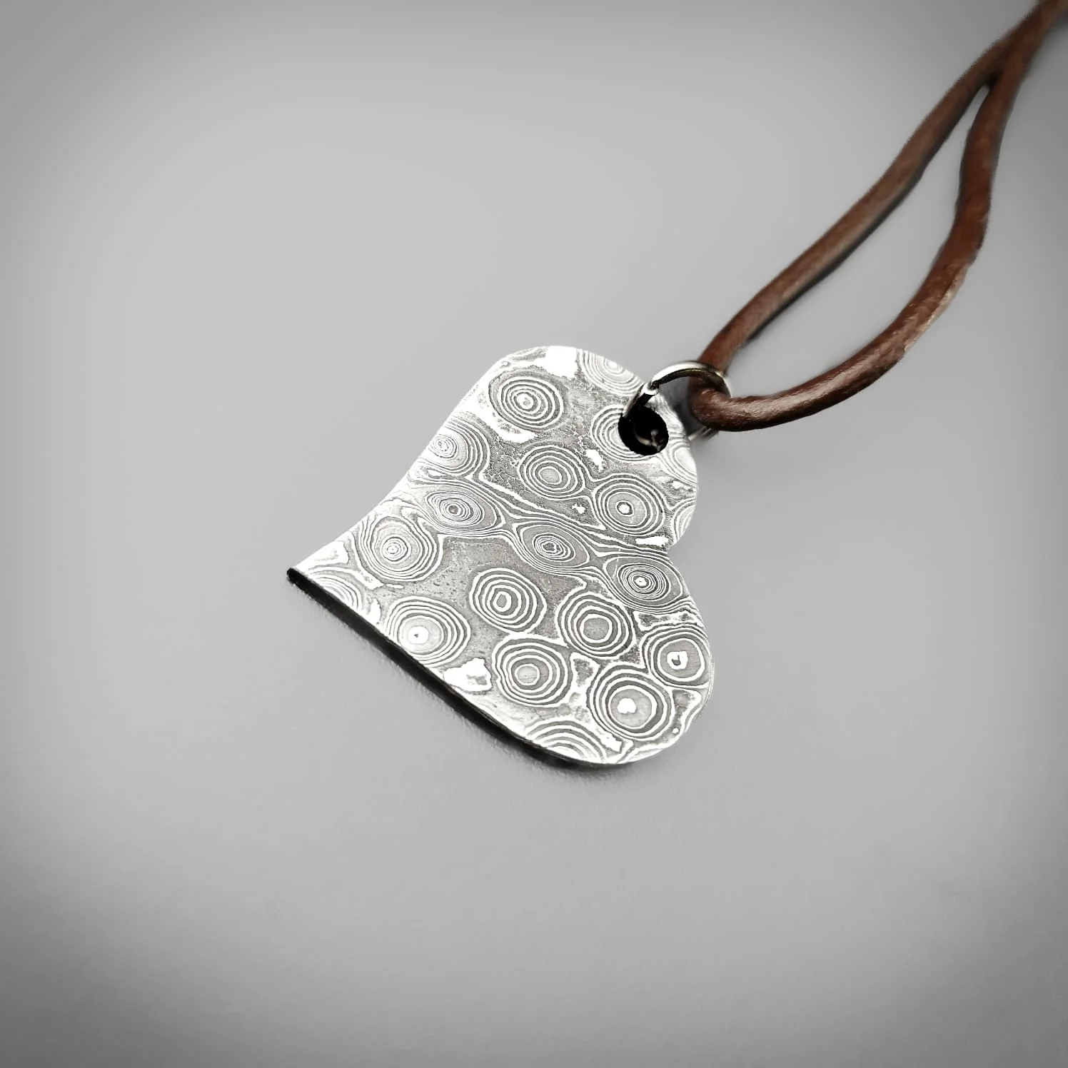 Damascus Heart Pendant - Image 2