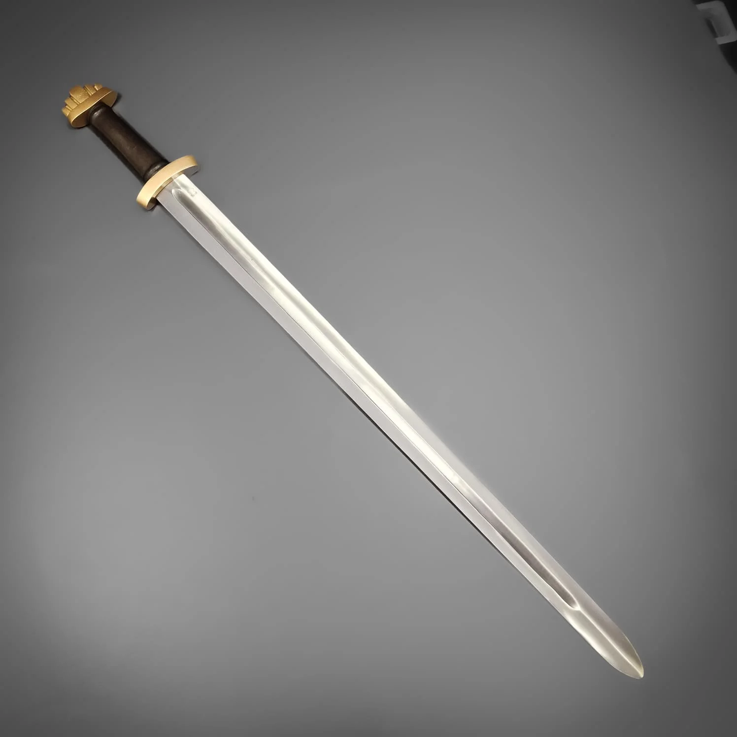 Five Lobe Viking Sword Brass - Trollkors - Image 4