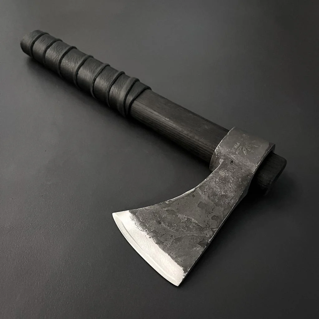 Hawk Thrower - Black Detail Custom - Image 3