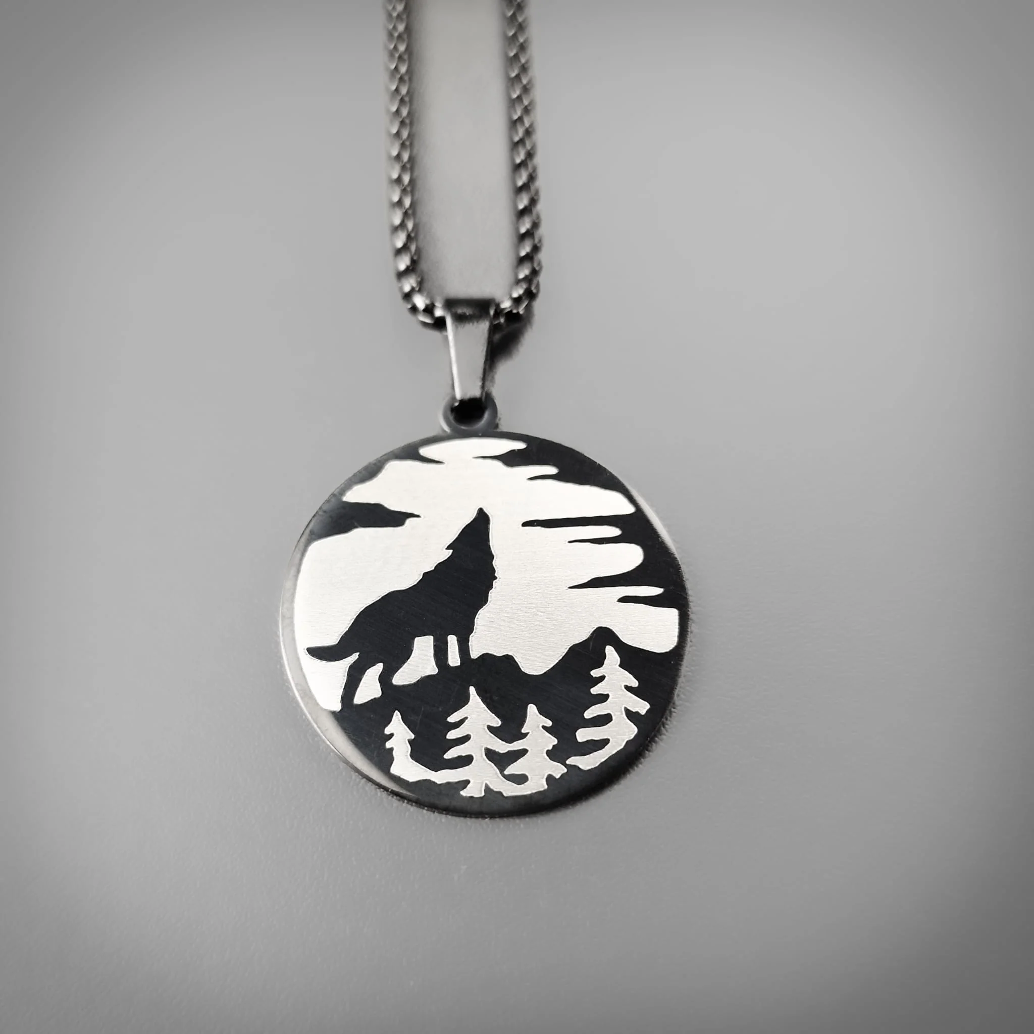 Howl at the Moon Pendant