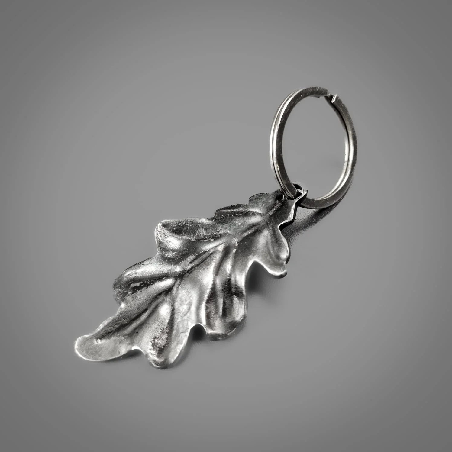 Oak Leaf Keyring - Image 2