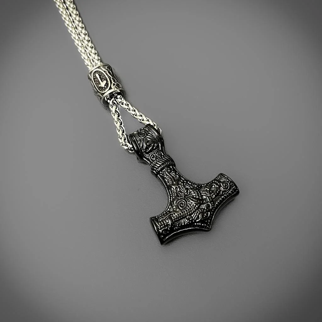 Runed Mjolnir Pendant - Image 8
