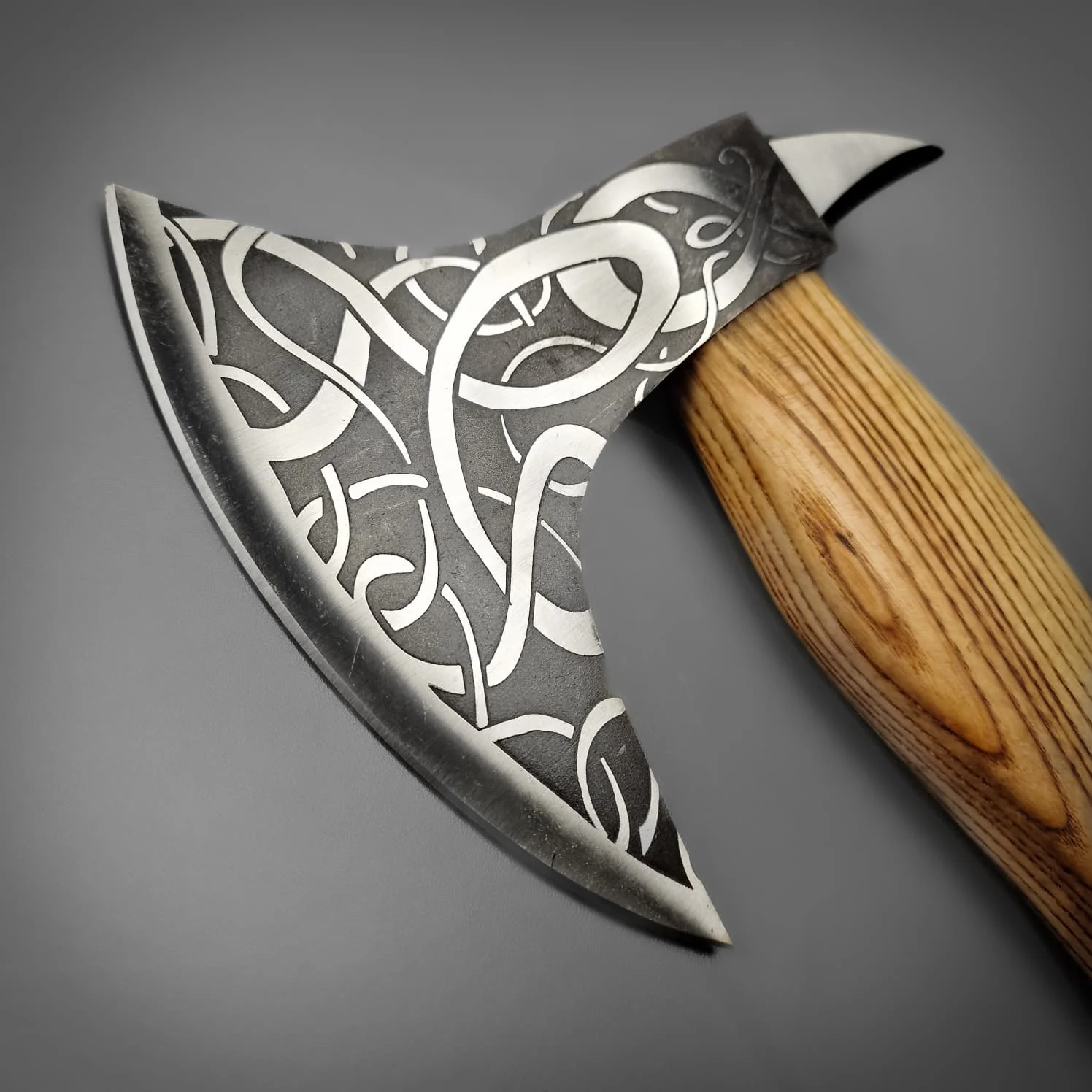 "The First Mate" Axe - Image 4